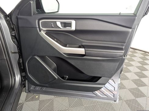 Used 2024 Ford Explorer XLT image 73
