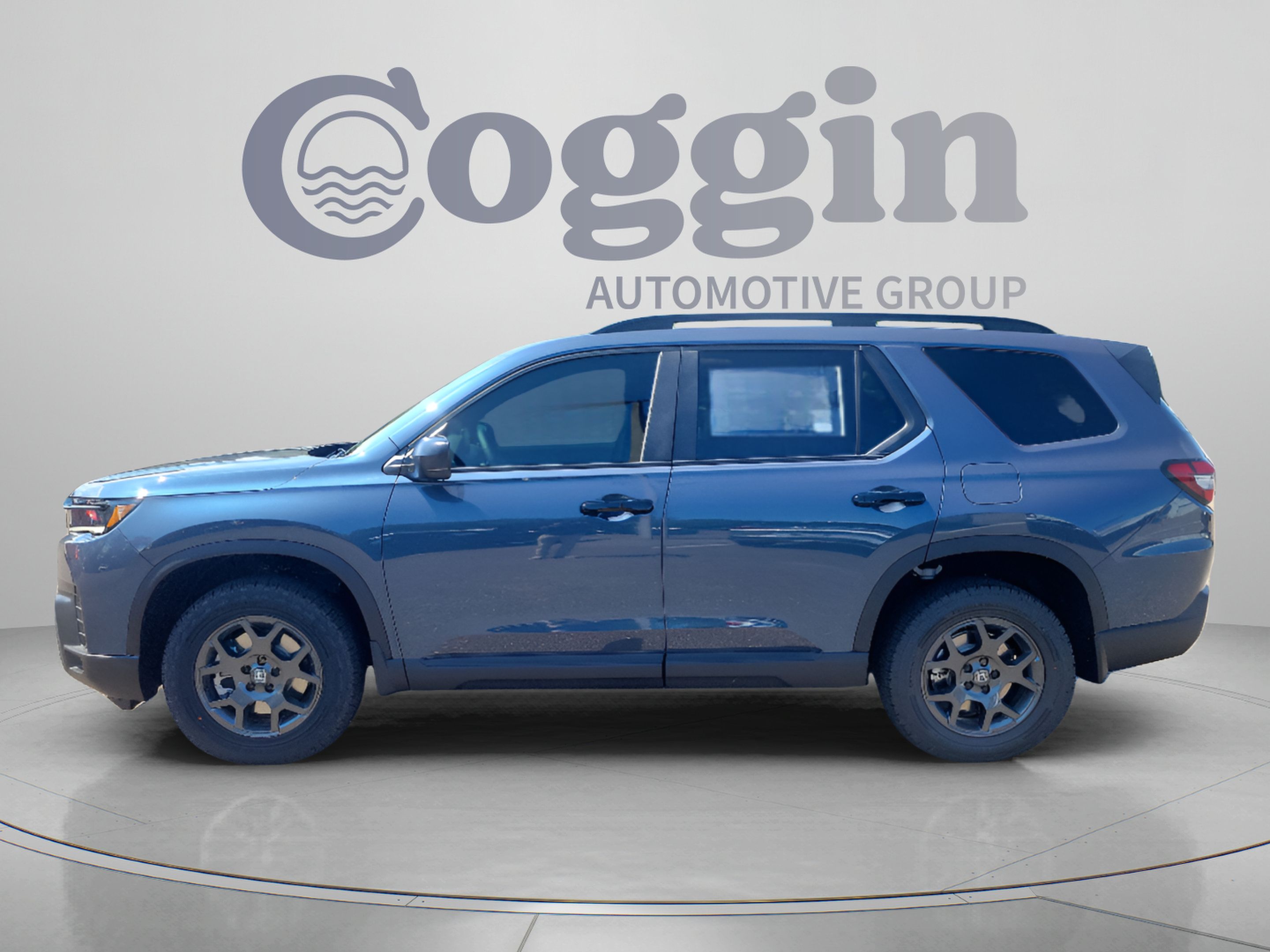 New 2026 Honda Pilot TrailSport image 2