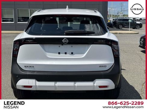 Certified 2025 Nissan Kicks S AWD/4WD image 6