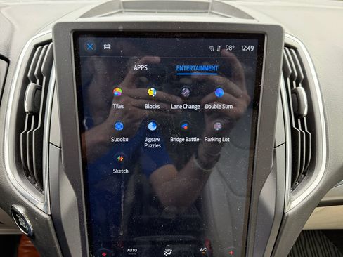 Certified 2022 Ford Edge Titanium AWD/4WD image 19