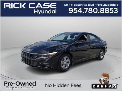 Certified 2025 Hyundai Elantra SE