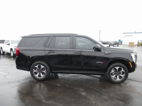 Used 2025 GMC Yukon AT4 Ultimate image 4