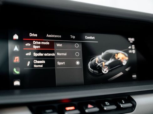 Used 2022 Porsche 911 Carrera image 22