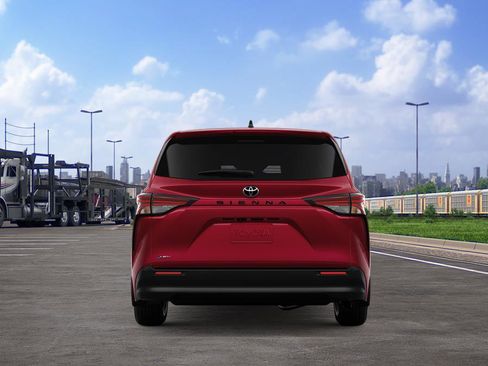 New 2026 Toyota Sienna LE FWD image 10
