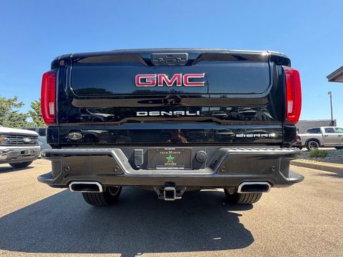 Used 2021 GMC Sierra 1500 Denali w/ Denali Ultimate Package AWD/4WD image 11