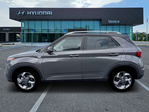 New 2026 Hyundai Venue SEL FWD image 22