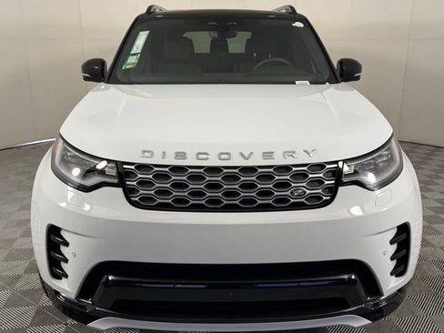 New 2026 Land Rover Discovery Limited Edition AWD/4WD image 10
