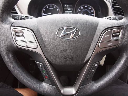 Used 2017 Hyundai Santa Fe Sport AWD/4WD image 9