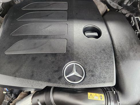 Used 2020 Mercedes-Benz GLE 350 image 32