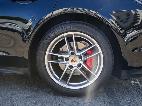 Used 2022 Porsche Panamera 4S image 9