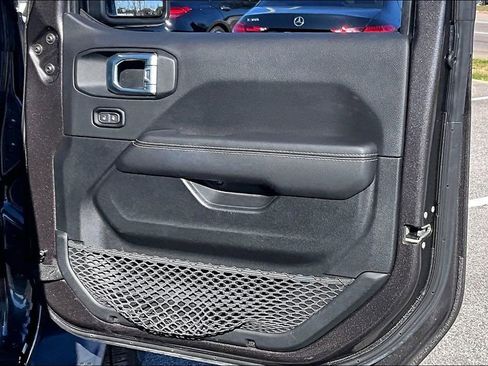 Used 2021 Jeep Wrangler Unlimited Sahara w/ Cold Weather Group image 28