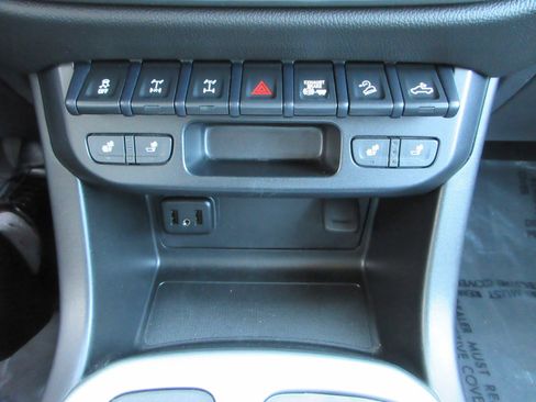Used 2019 Chevrolet Colorado ZR2 AWD/4WD image 47