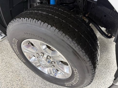 Used 2024 RAM 2500 Big Horn w/ Off Road Package image 26