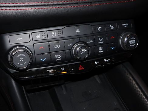 Used 2024 Dodge Durango R/T image 4