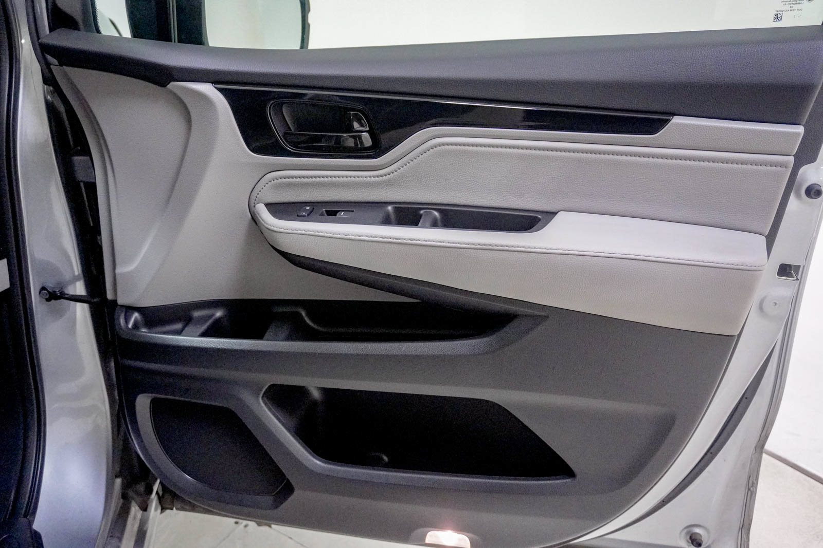 Used 2019 Honda Odyssey Elite image 32