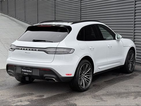 New 2026 Porsche Macan image 7