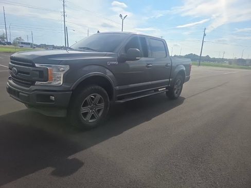 Used 2020 Ford F150 XLT w/ Equipment Group 302A Luxury AWD/4WD image 4