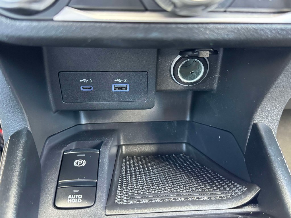 Used 2024 Nissan Kicks SV FWD image 27