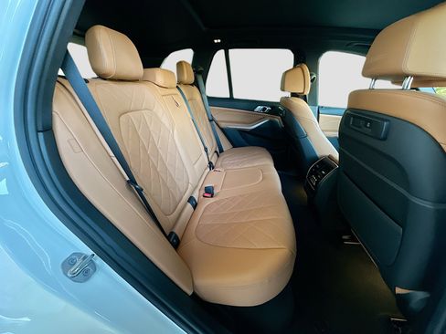 Certified 2023 BMW X5 sDrive40i w/ M Sport Package image 28