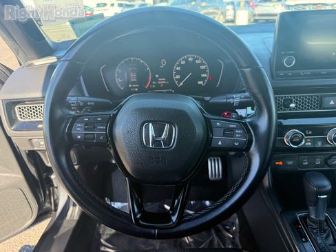 Used 2025 Honda Civic Sport image 15