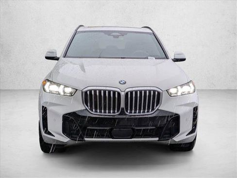 New 2026 BMW X5 xDrive40i w/ M Sport Package image 5
