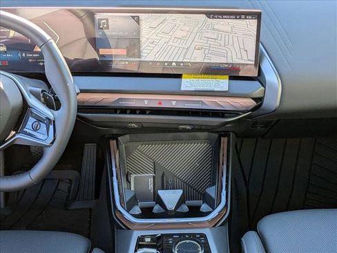 Used 2026 BMW X3 xDrive30 w/ Premium Package image 11