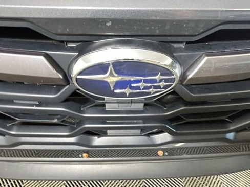 Used 2024 Subaru Crosstrek 2.0i Premium AWD/4WD image 9