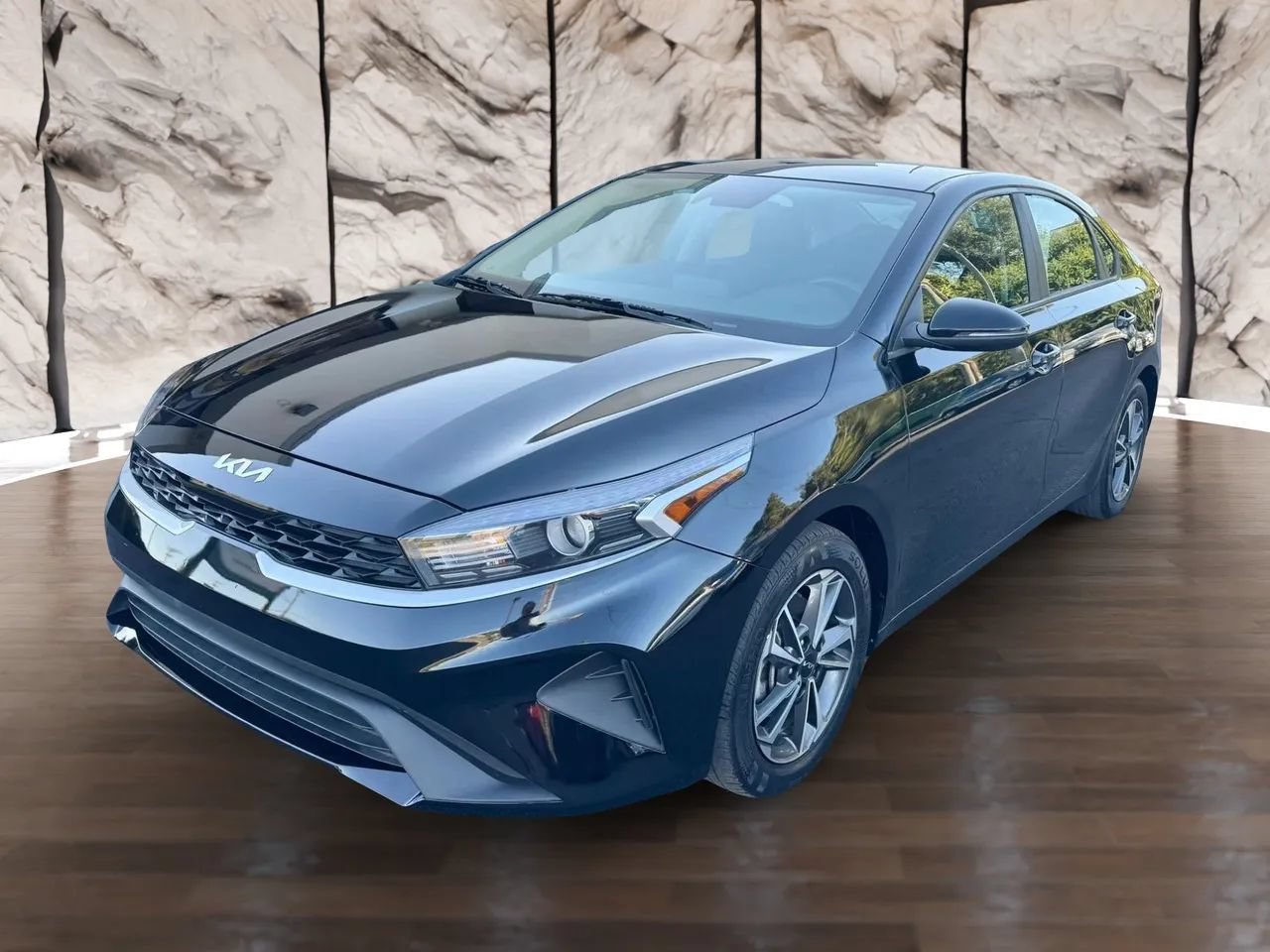 Used 2023 Kia Forte LXS FWD image 1