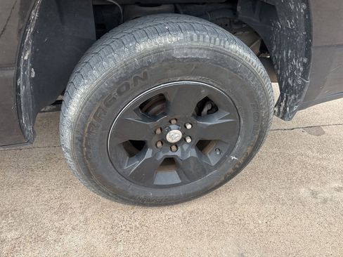 Used 2019 RAM 1500 Big Horn image 10