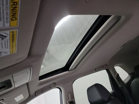 Used 2023 Honda CR-V EX-L image 24