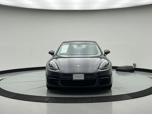Used 2019 Porsche Panamera 4 image 6