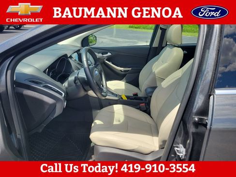 Used 2018 Ford Focus Titanium FWD image 9