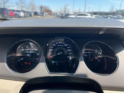 Used 2011 Ford Taurus SE image 12