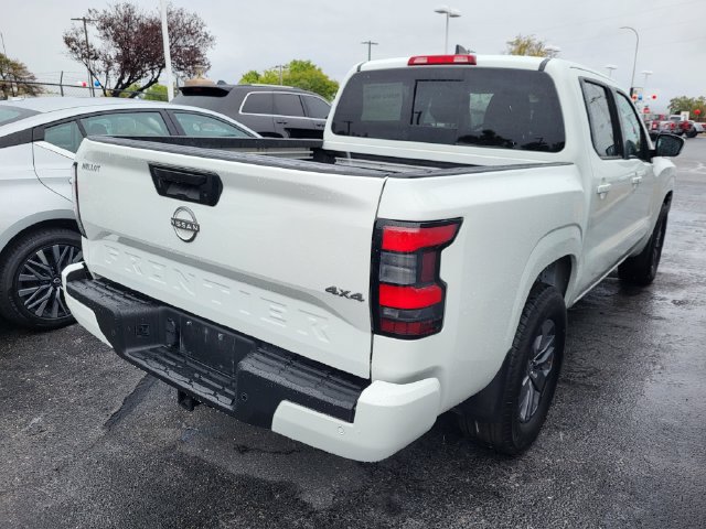 Used 2025 Nissan Frontier SV w/ SV Convenience Package AWD/4WD image 4