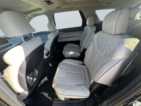 Used 2022 Hyundai Palisade Calligraphy image 15
