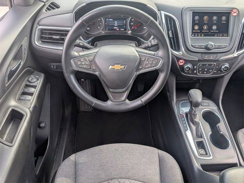 Used 2024 Chevrolet Equinox LT image 8