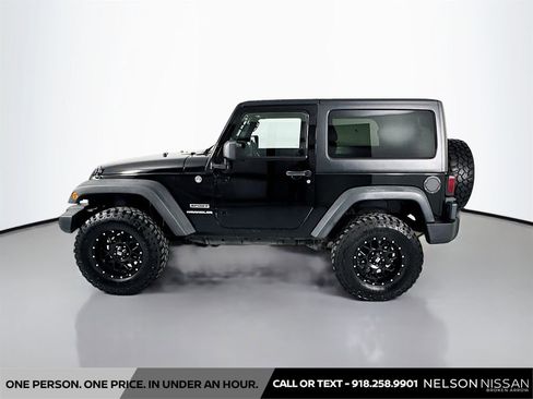 Used 2012 Jeep Wrangler Sport w/ Connectivity Group AWD/4WD image 8
