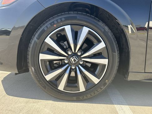 Certified 2023 Honda Civic EX-L image 19