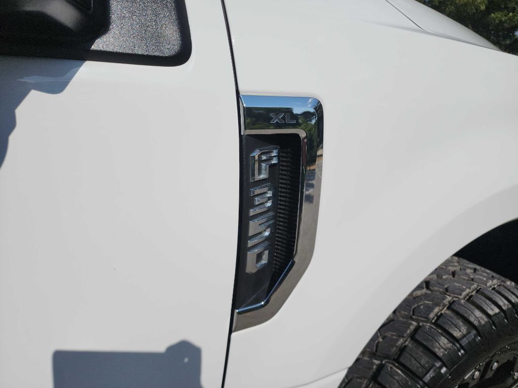 Used 2021 Ford F350 XL w/ Power Equipment Group AWD/4WD image 13