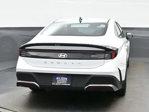 Certified 2026 Hyundai Sonata SE FWD image 5