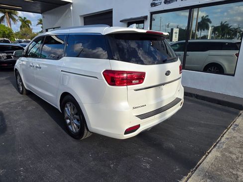 Used 2019 Kia Sedona EX w/ EX Premium Package FWD image 6