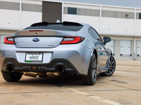 Used 2024 Subaru BRZ Premium RWD image 43