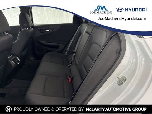 Used 2022 Chevrolet Malibu LT image 27