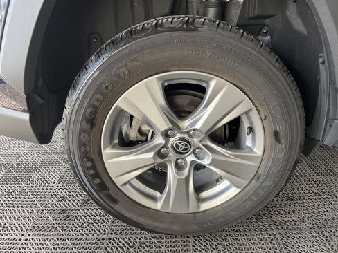 Used 2024 Toyota RAV4 XLE AWD/4WD image 26