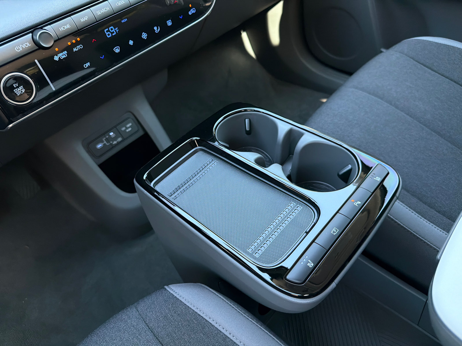 New 2027 Hyundai Ioniq 5 SE RWD image 26