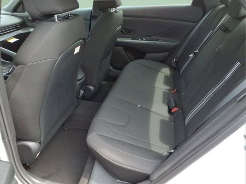 New 2026 Hyundai Elantra SEL Sport FWD image 13