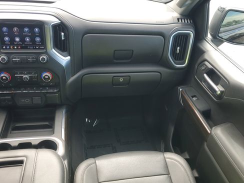 Used 2022 Chevrolet Silverado 1500 LT Trail Boss w/ LT Trail Boss Premium Package image 17