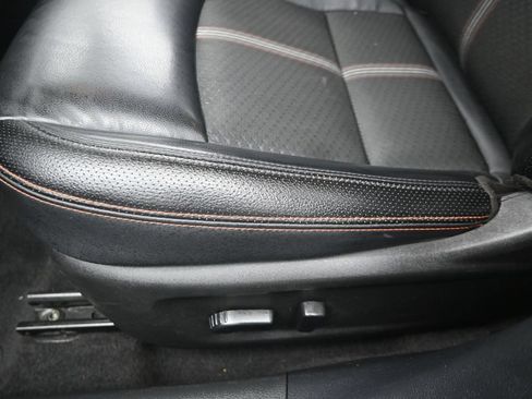 Used 2025 Nissan Altima 2.5 SR FWD image 13