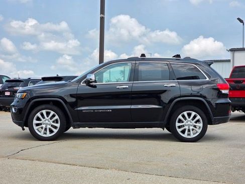 Used 2017 Jeep Grand Cherokee Limited w/ Luxury Group II AWD/4WD image 5