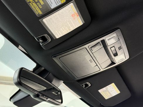 Used 2019 Toyota Tacoma TRD Sport image 30